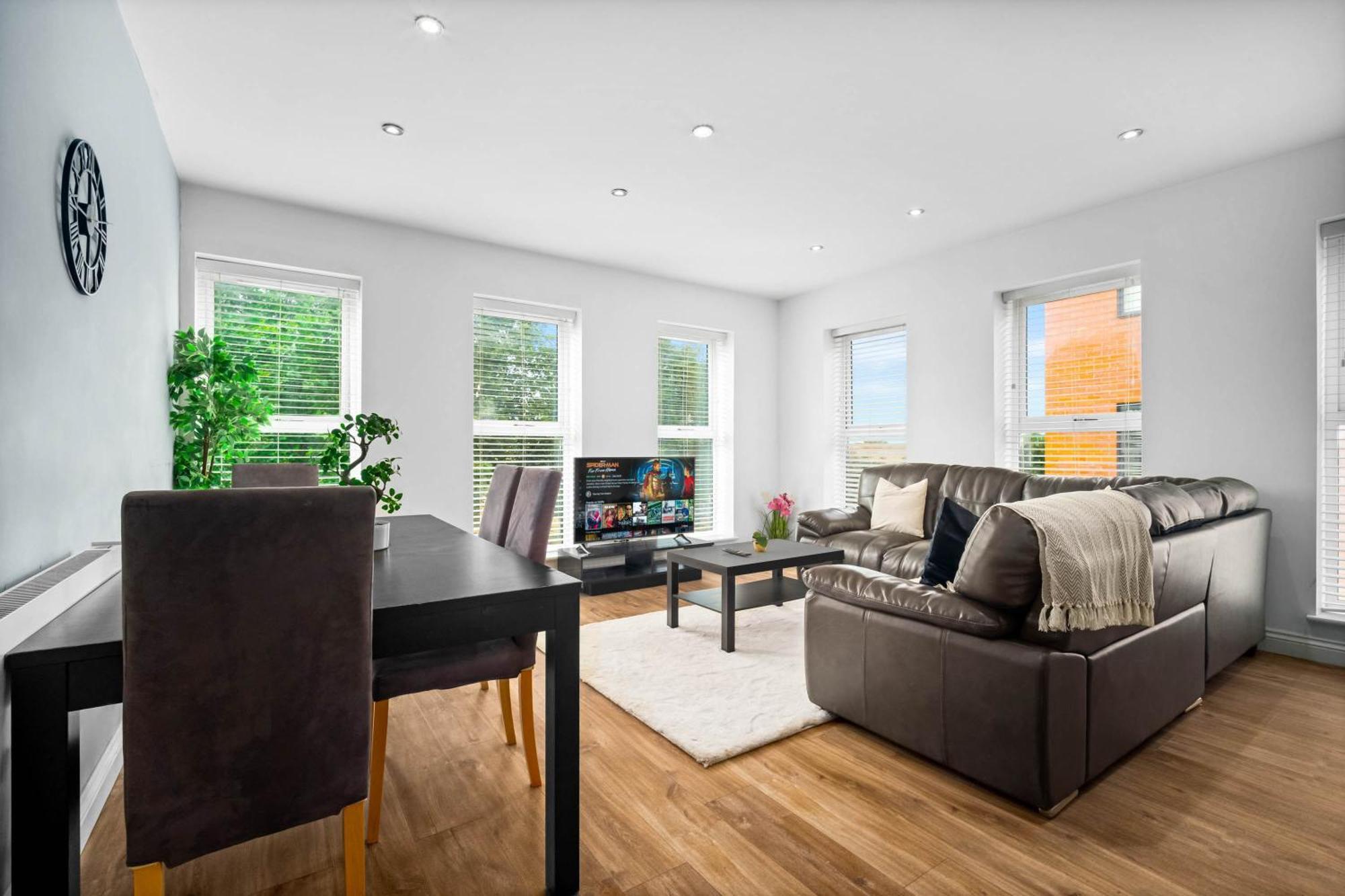 Luxury Two Bedroom - Secure Parking - Centre - 195m * Birmingham